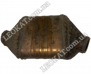 LEOKAT Викуп каталізаторів - Audi - Volkswagen - Audi A6 4.2 V8 (C5) - Кераміка - 4B3131701T 4B3178D